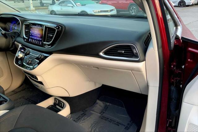 used 2017 Chrysler Pacifica car, priced at $18,925