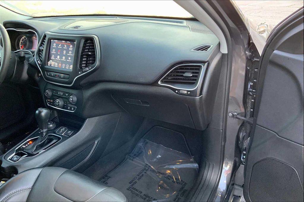 used 2023 Jeep Cherokee car, priced at $21,812