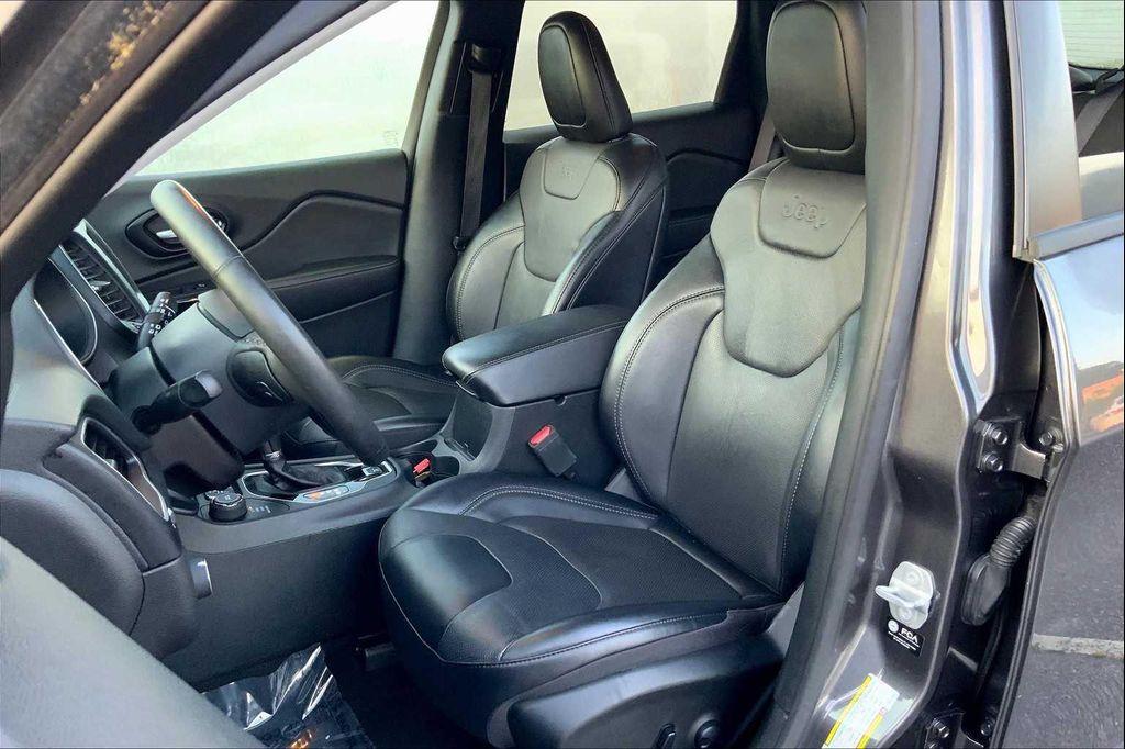 used 2023 Jeep Cherokee car, priced at $21,812