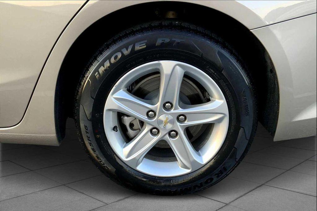 used 2024 Chevrolet Malibu car, priced at $18,222