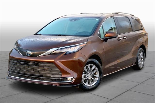 used 2022 Toyota Sienna car, priced at $40,818