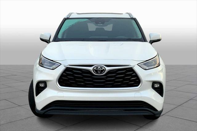 used 2020 Toyota Highlander car, priced at $30,633