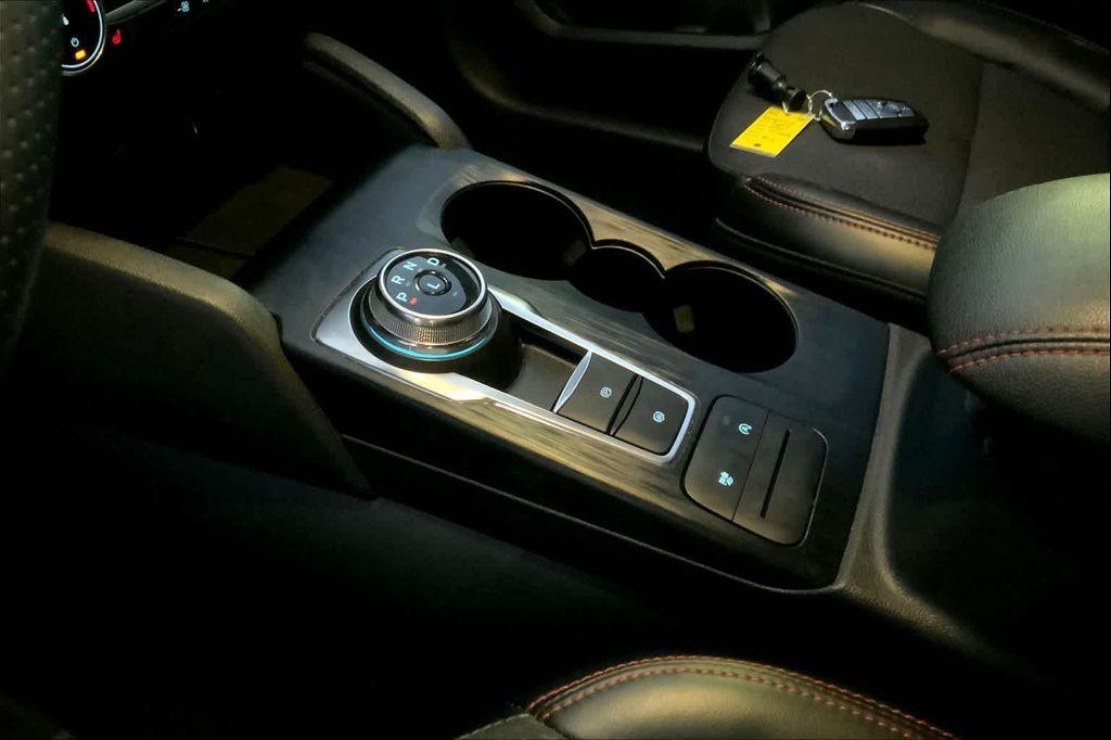 used 2024 Ford Escape car, priced at $25,475