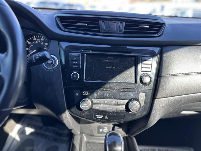 used 2019 Nissan Rogue car, priced at $15,695