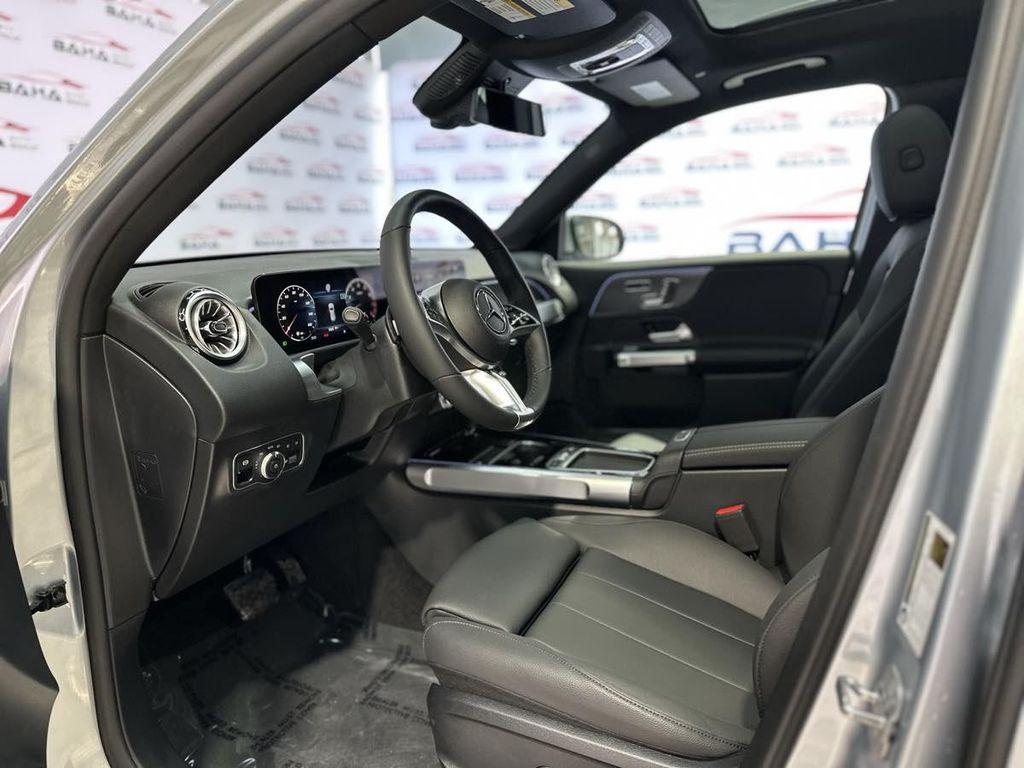 used 2025 Mercedes-Benz GLB 250 car, priced at $42,995
