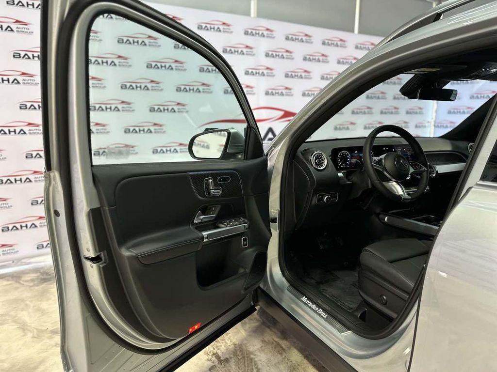 used 2025 Mercedes-Benz GLB 250 car, priced at $42,995
