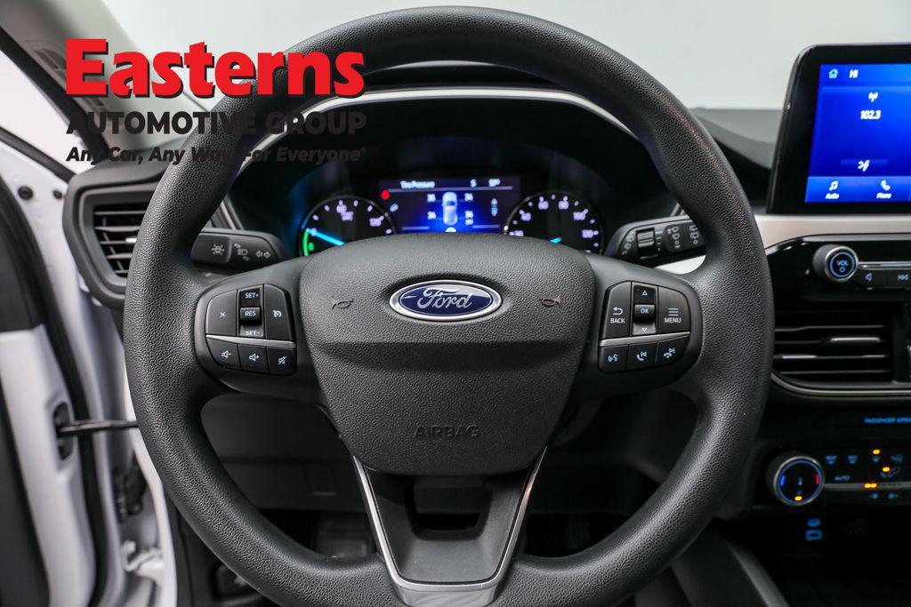 used 2022 Ford Escape car, priced at $21,875