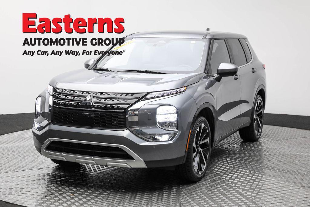 used 2023 Mitsubishi Outlander car, priced at $23,275