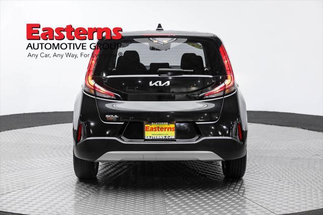 used 2023 Kia Soul car, priced at $17,375