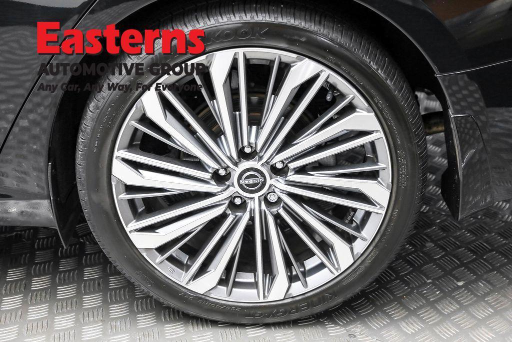 used 2023 Nissan Altima car, priced at $24,275
