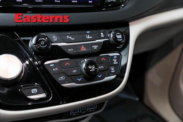 used 2022 Chrysler Pacifica car, priced at $21,490