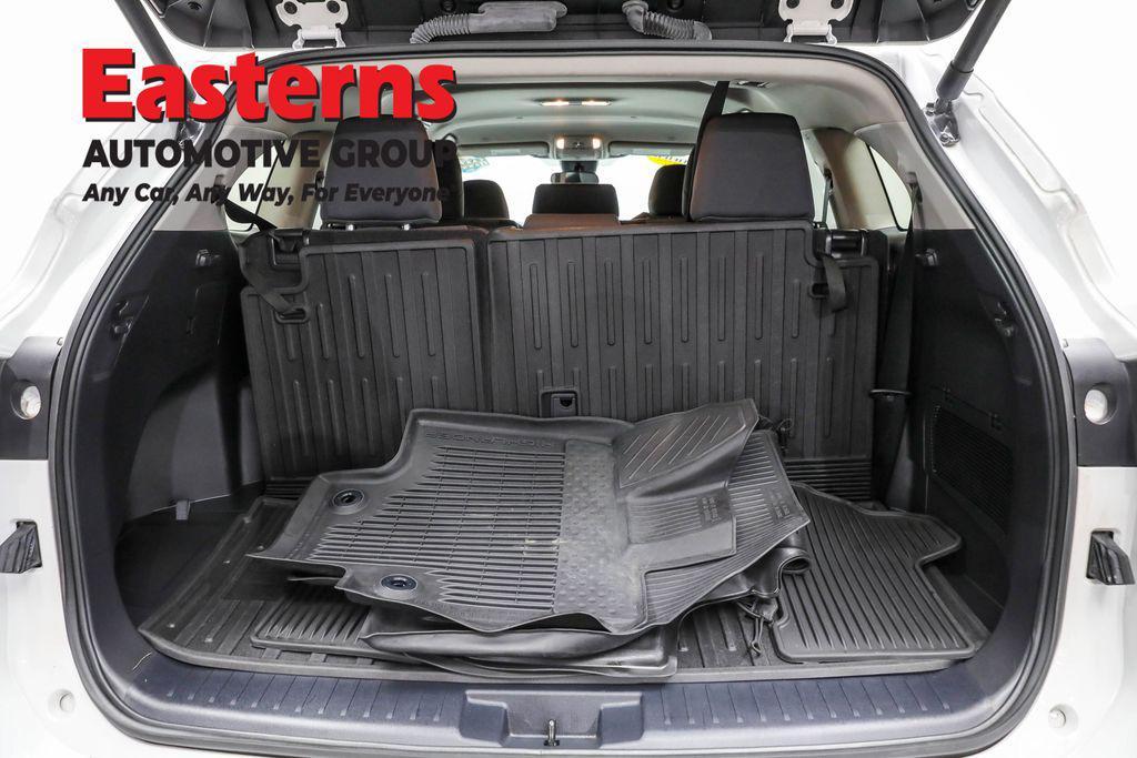 used 2023 Toyota Highlander car, priced at $30,950