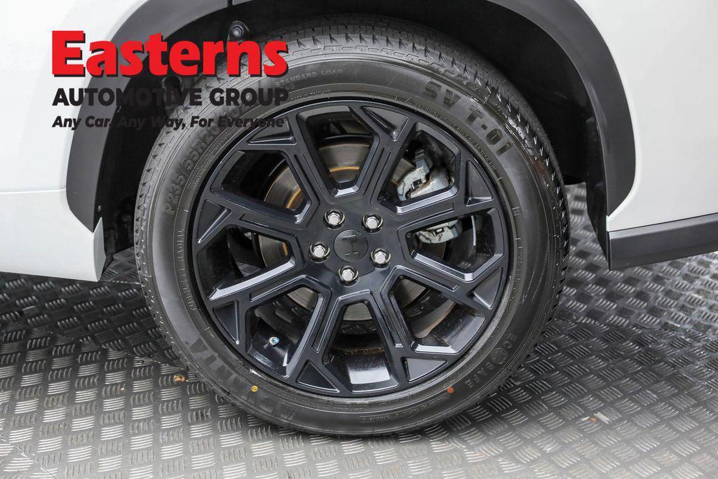 used 2023 Toyota Highlander car, priced at $30,950