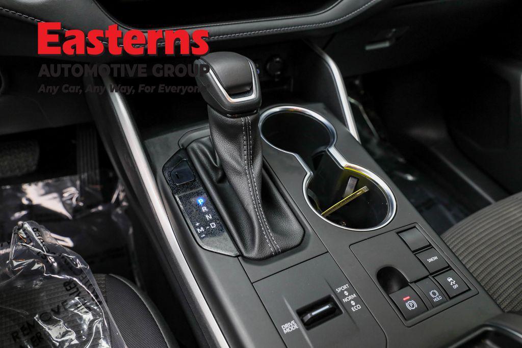 used 2023 Toyota Highlander car, priced at $30,950