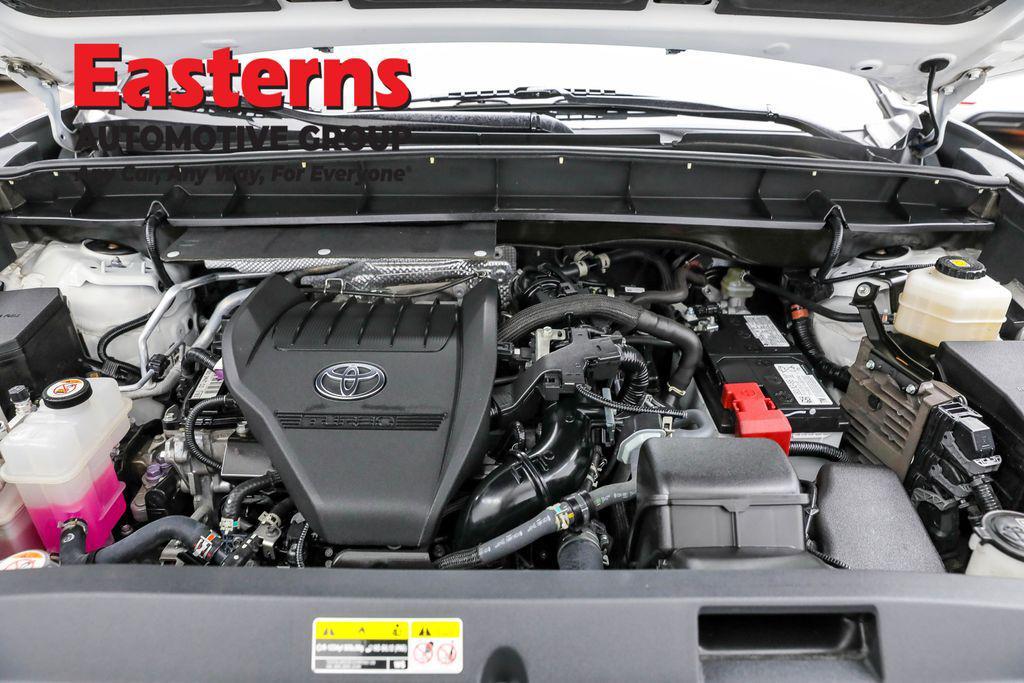 used 2023 Toyota Highlander car, priced at $30,950