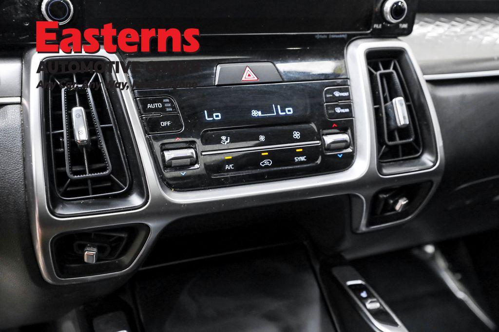 used 2022 Kia Sorento car, priced at $25,490