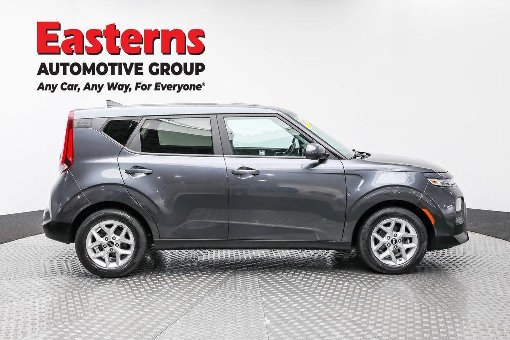 used 2021 Kia Soul car, priced at $15,475