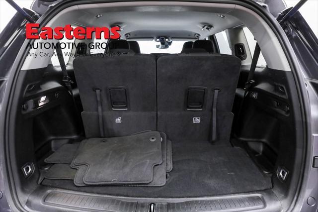 used 2023 Jeep Grand Cherokee L car, priced at $26,325