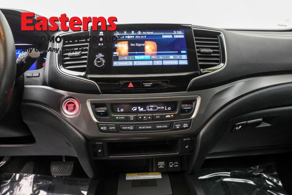 used 2022 Honda Pilot car, priced at $31,950