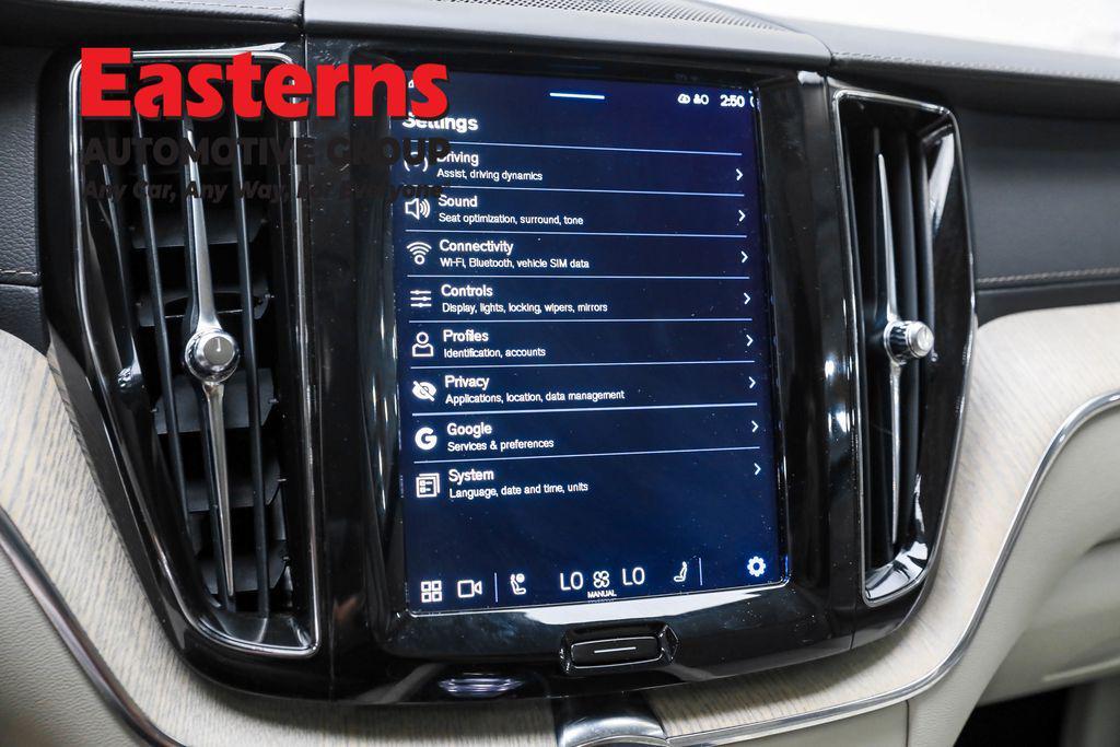 used 2022 Volvo XC60 car, priced at $28,790