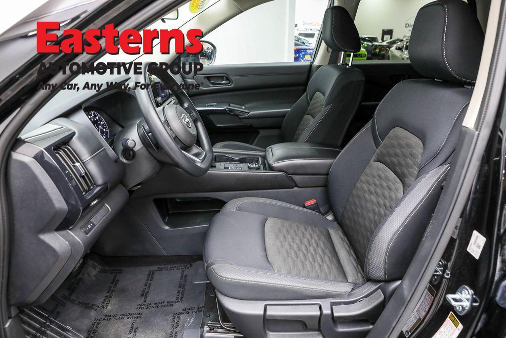 used 2024 Nissan Pathfinder car, priced at $30,490