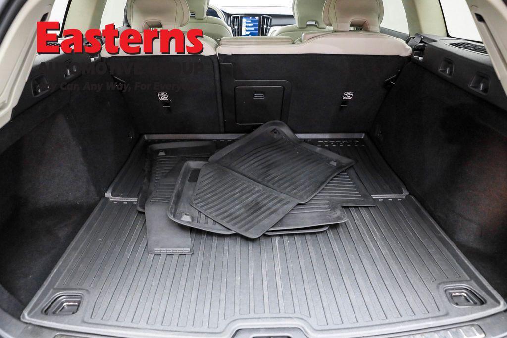 used 2022 Volvo V60 Cross Country car, priced at $33,875