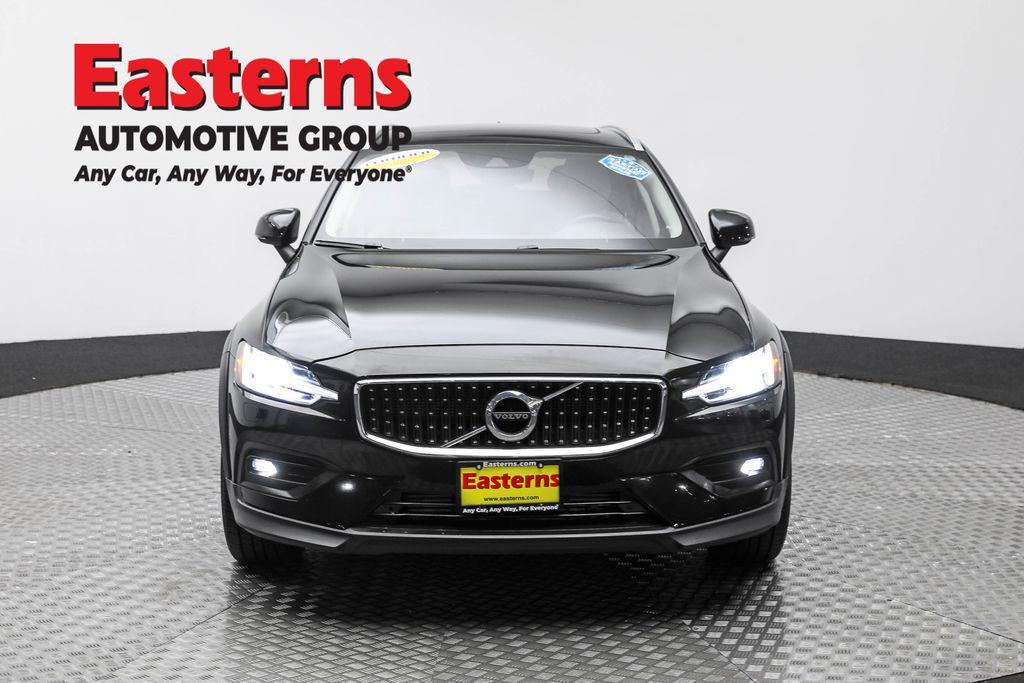 used 2022 Volvo V60 Cross Country car, priced at $33,875