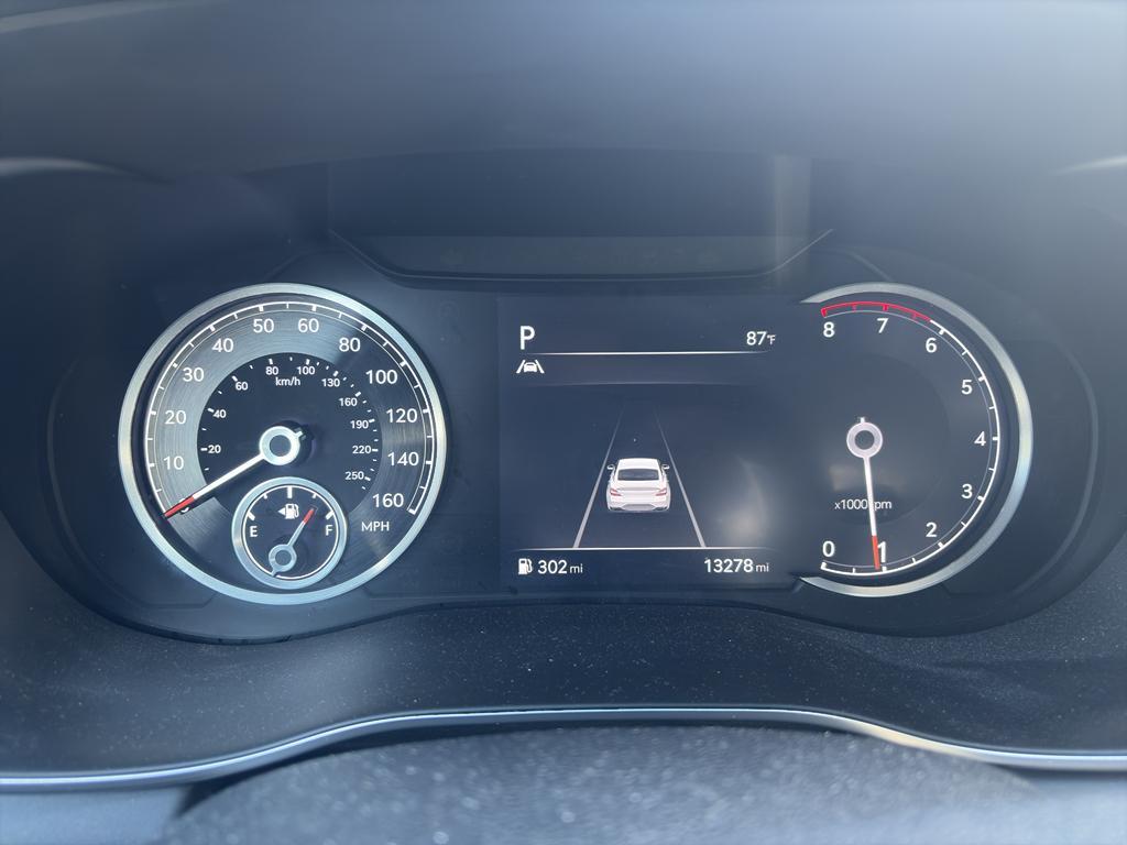 used 2022 Genesis G70 car, priced at $32,097