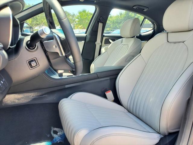 new 2025 Genesis G70 car, priced at $43,070