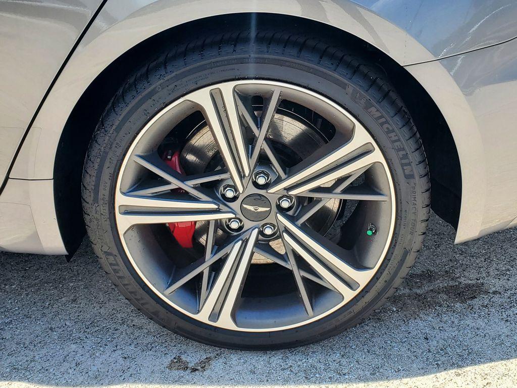 new 2025 Genesis G70 car, priced at $44,570