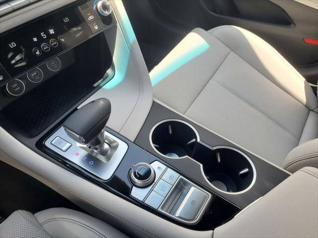 new 2025 Genesis G70 car, priced at $39,432