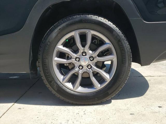 used 2024 GMC Terrain car, priced at $24,977