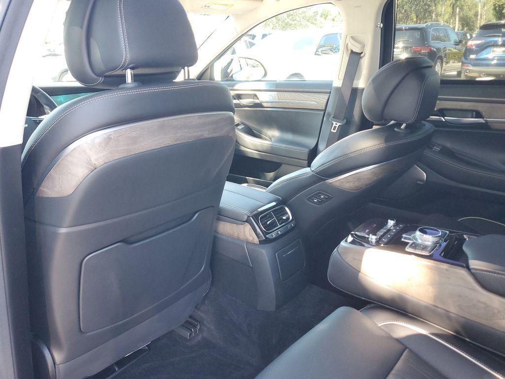 used 2021 Genesis G90 car, priced at $40,827