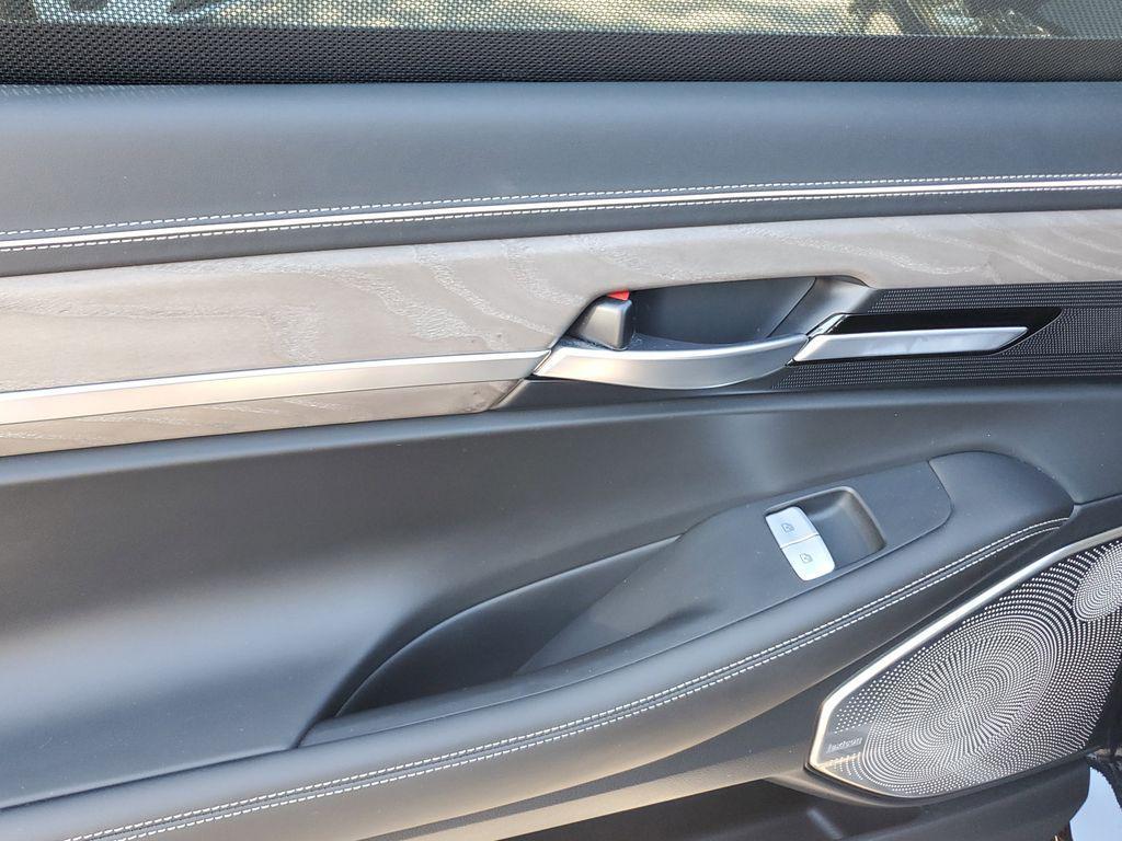 used 2021 Genesis G90 car, priced at $40,827