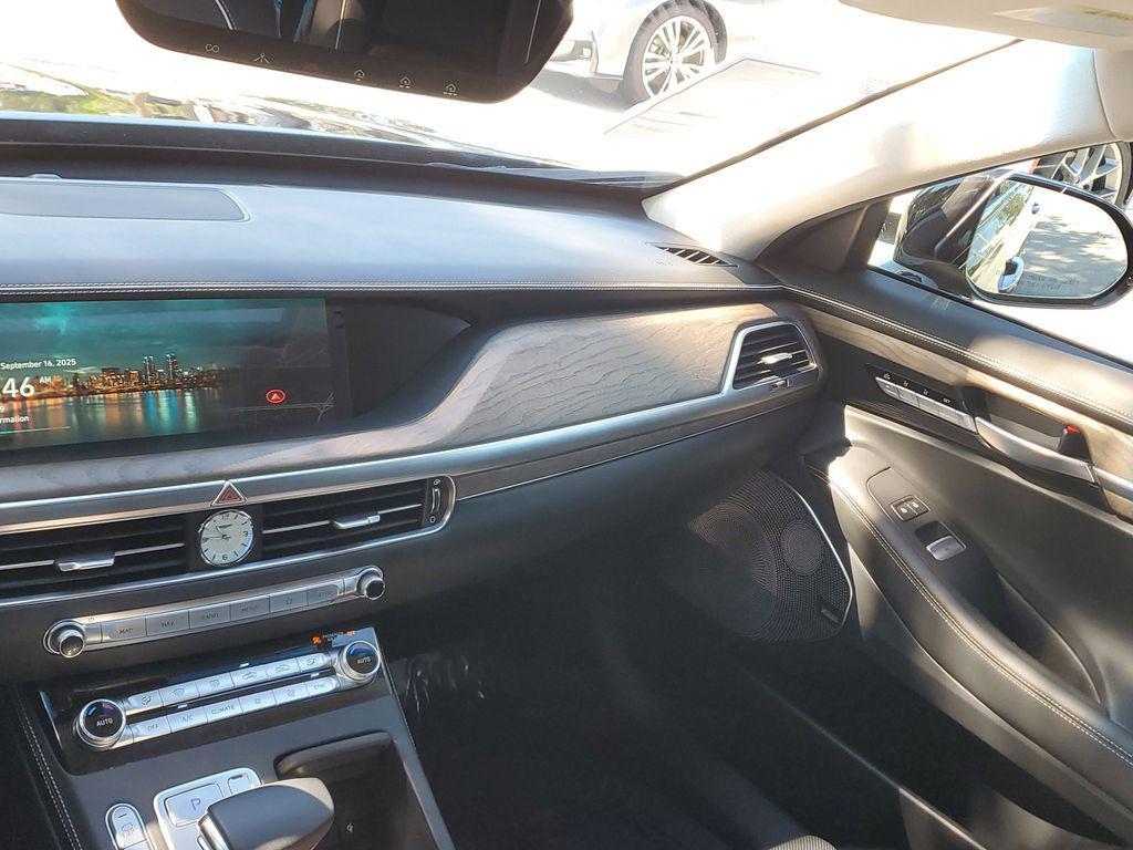 used 2021 Genesis G90 car, priced at $40,827