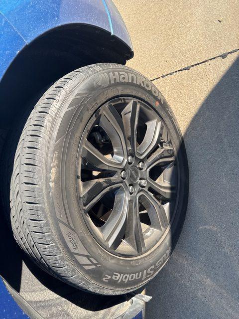 used 2022 Ford Edge car, priced at $22,587