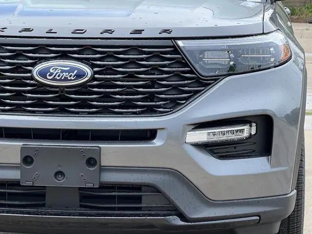 new 2024 Ford Explorer car, priced at $44,868