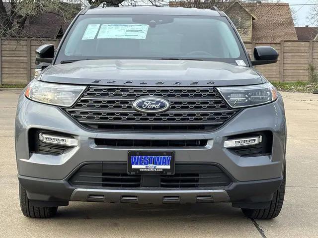 new 2024 Ford Explorer car, priced at $42,555