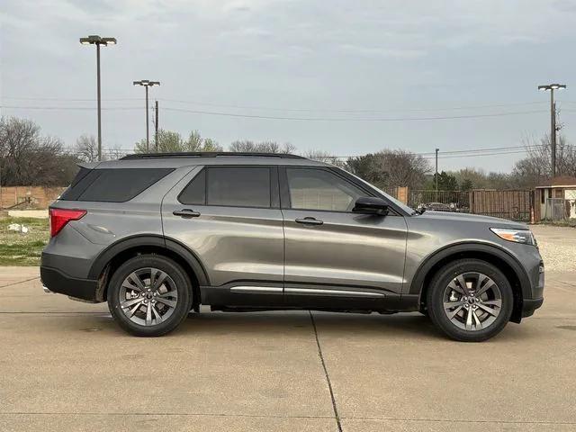 new 2024 Ford Explorer car, priced at $42,555