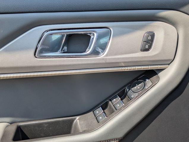 new 2025 Ford Explorer car, priced at $35,341