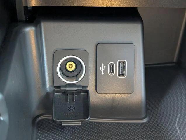 new 2025 Ford Explorer car, priced at $35,341