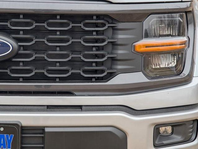 new 2025 Ford F-150 car, priced at $44,324
