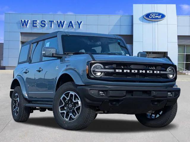 new 2024 Ford Bronco car, priced at $54,558