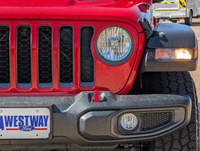 used 2021 Jeep Gladiator car, priced at $31,487