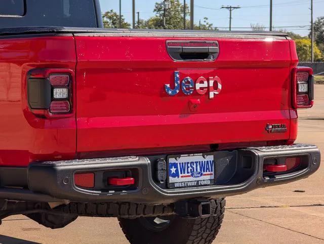 used 2021 Jeep Gladiator car, priced at $31,487