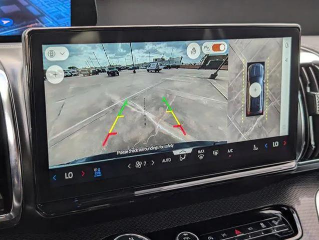 new 2025 Ford Expedition car, priced at $77,698