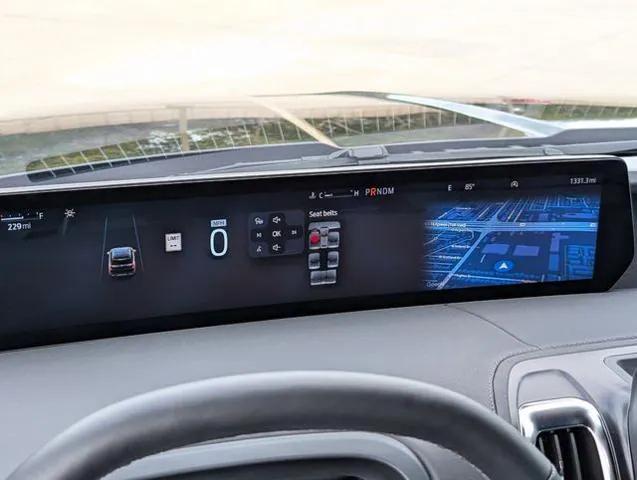 new 2025 Ford Expedition car, priced at $77,698