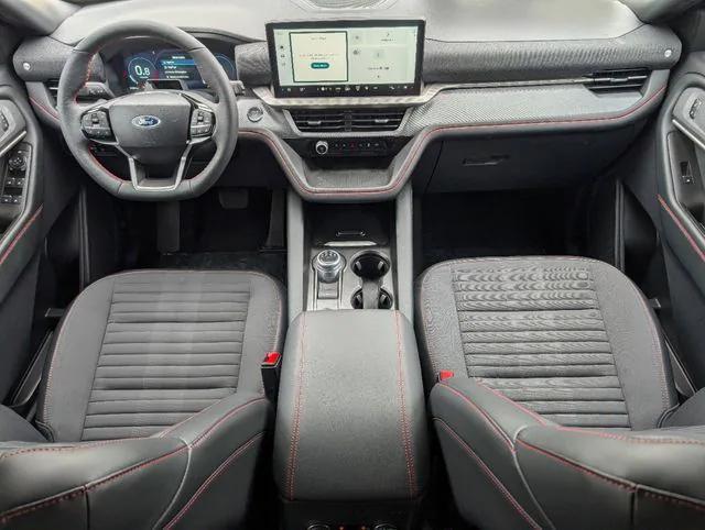 new 2025 Ford Explorer car, priced at $41,090