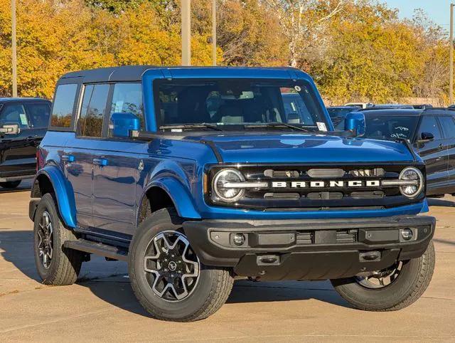 new 2024 Ford Bronco car, priced at $53,379