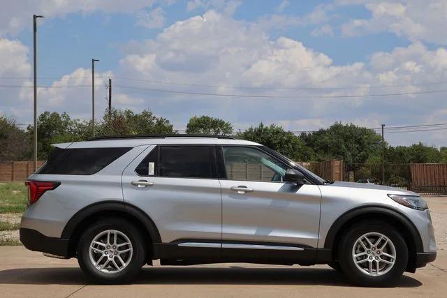 new 2025 Ford Explorer car, priced at $40,709